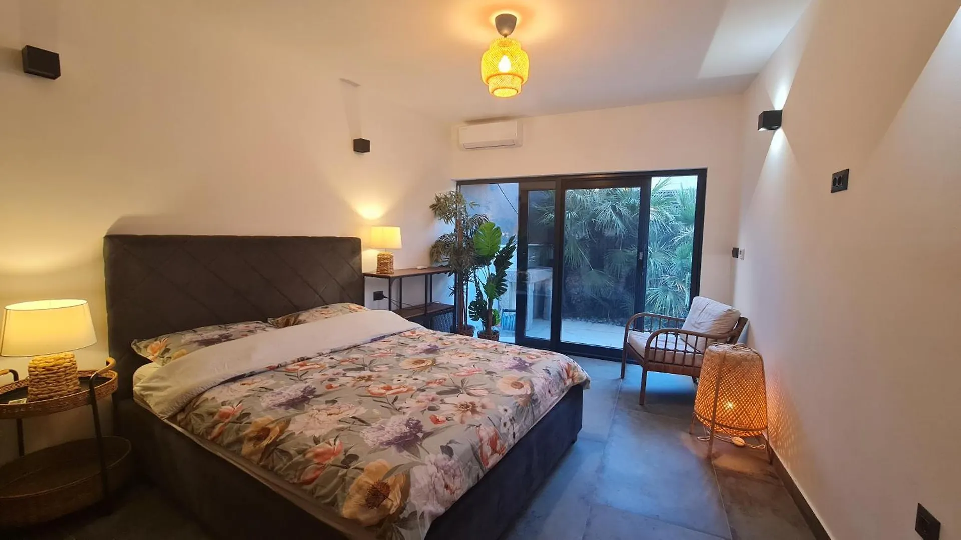 Villa Bugenwilla Kastela