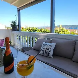 Appartement D & N, Kaštela